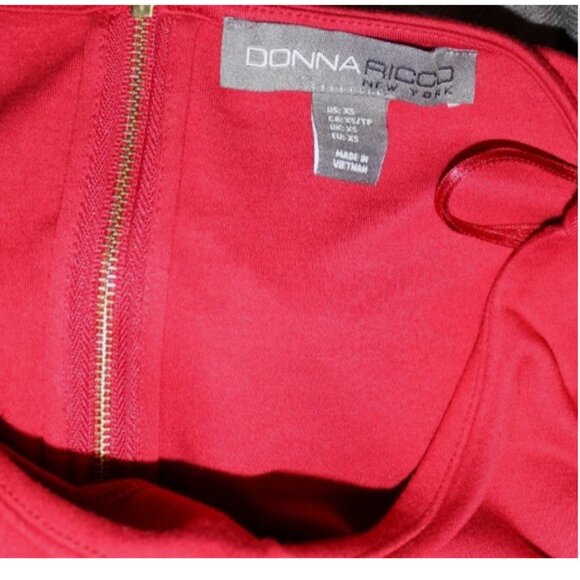 Donna Ricco Red Short Sleeve Dress XS Rayon Back Zip Closure XS Office Career - Picture 6 of 6